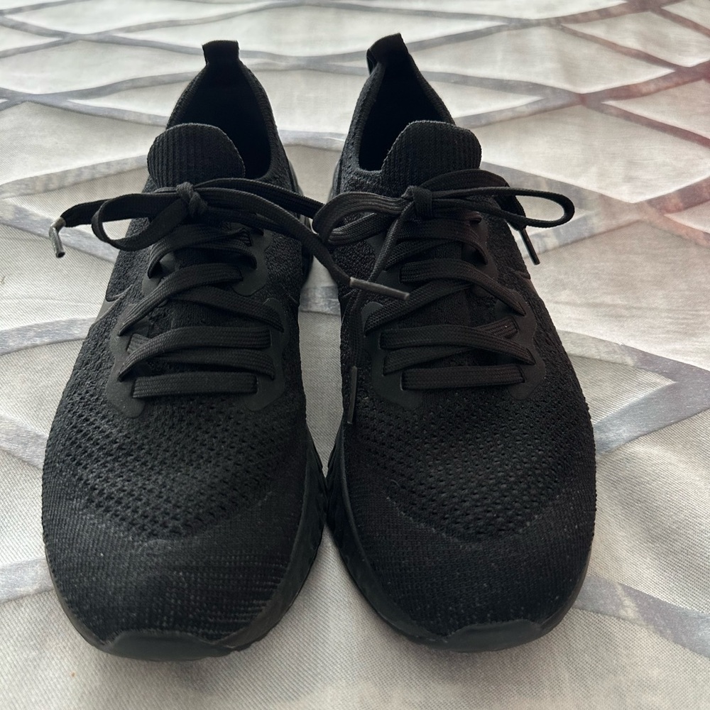 Women’s Nike Black Free Flyknit